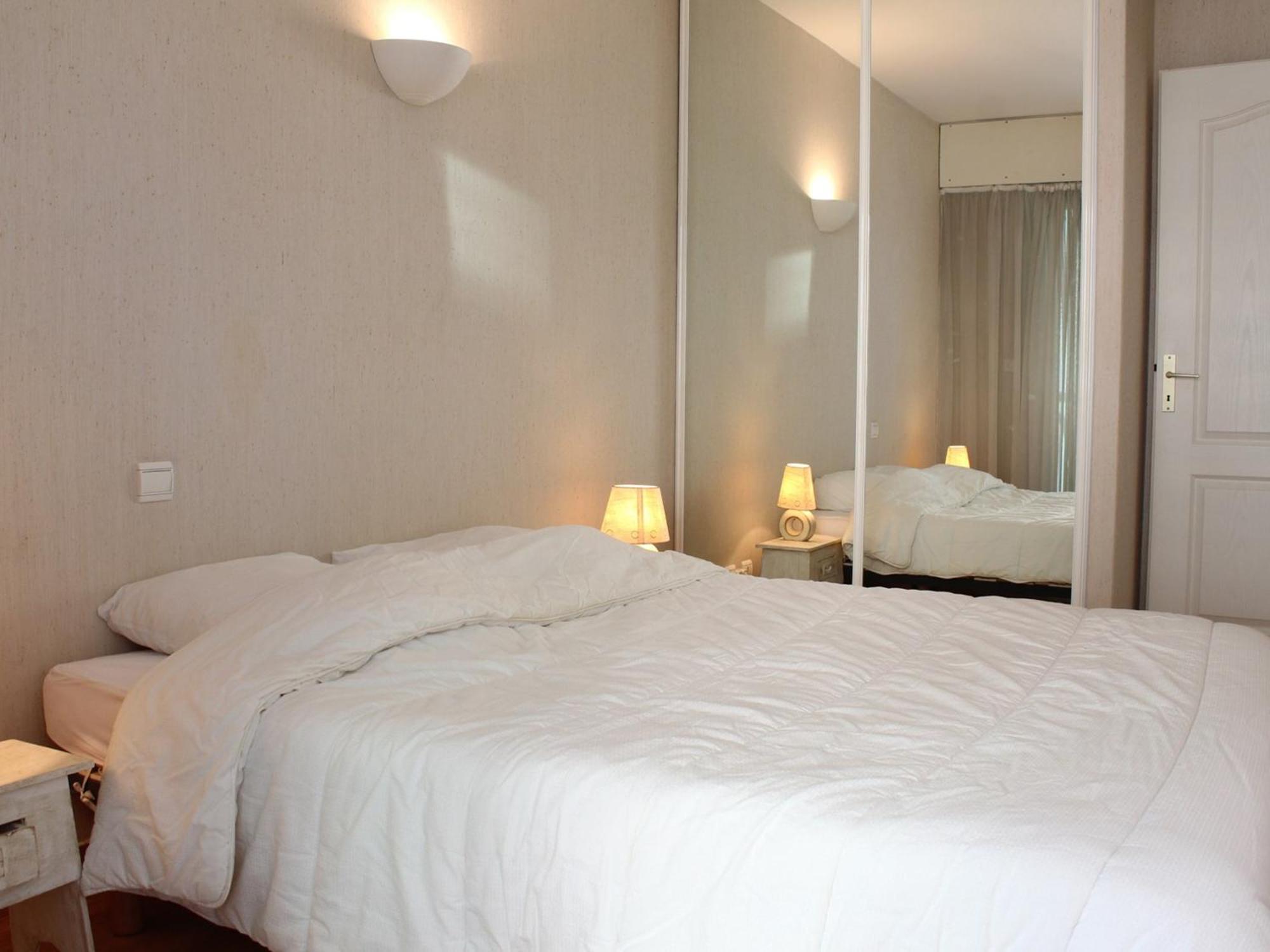 3 Pieces - 5 Couchages, Idealement Situe Pres Plage, Centre - Fr-1-245-213 Appartement